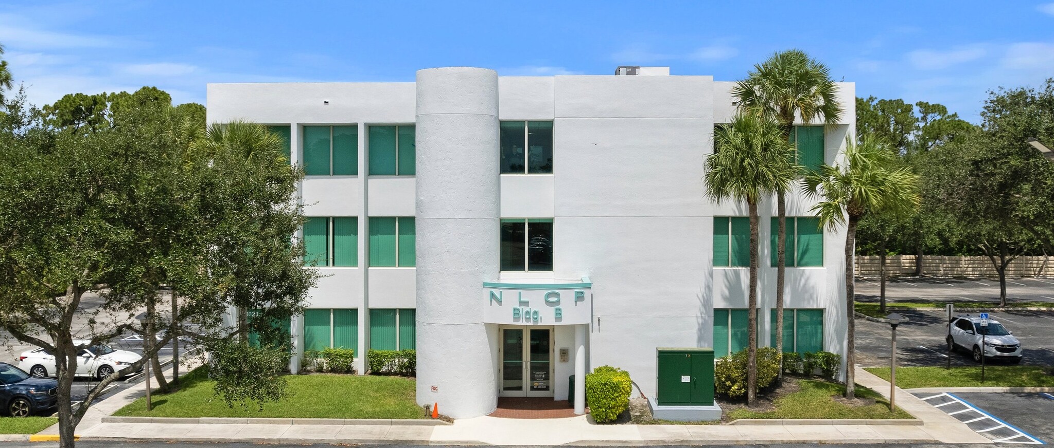 8895 N Military Trl, Palm Beach Gardens, FL for sale Primary Photo- Image 1 of 11