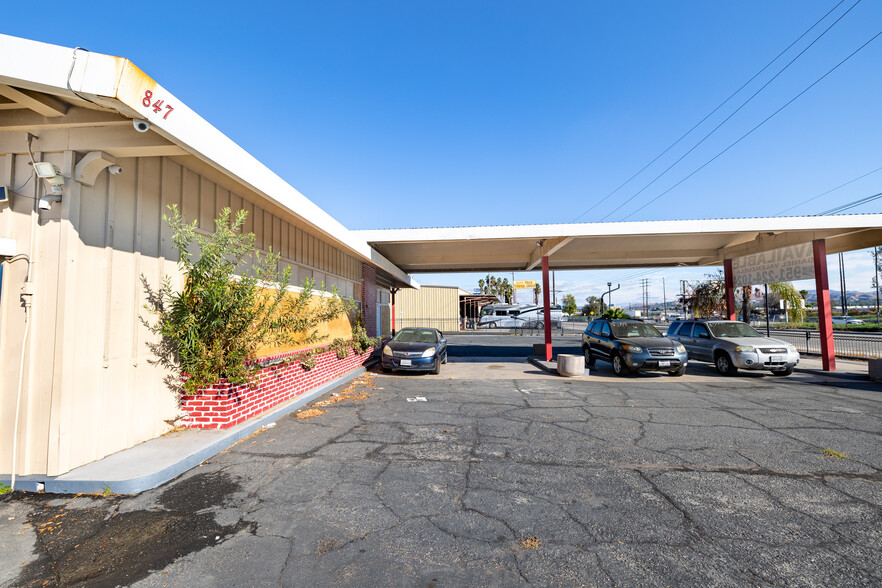 847 E Valley Blvd, Colton, CA for lease - Building Photo - Image 1 of 20