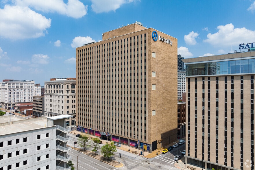 210 N Tucker Blvd, Saint Louis, MO for lease - Building Photo - Image 1 of 7