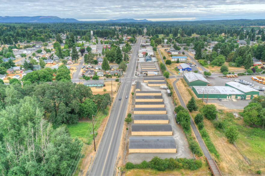 301 1st St N, Yelm, WA for sale - Primary Photo - Image 1 of 11