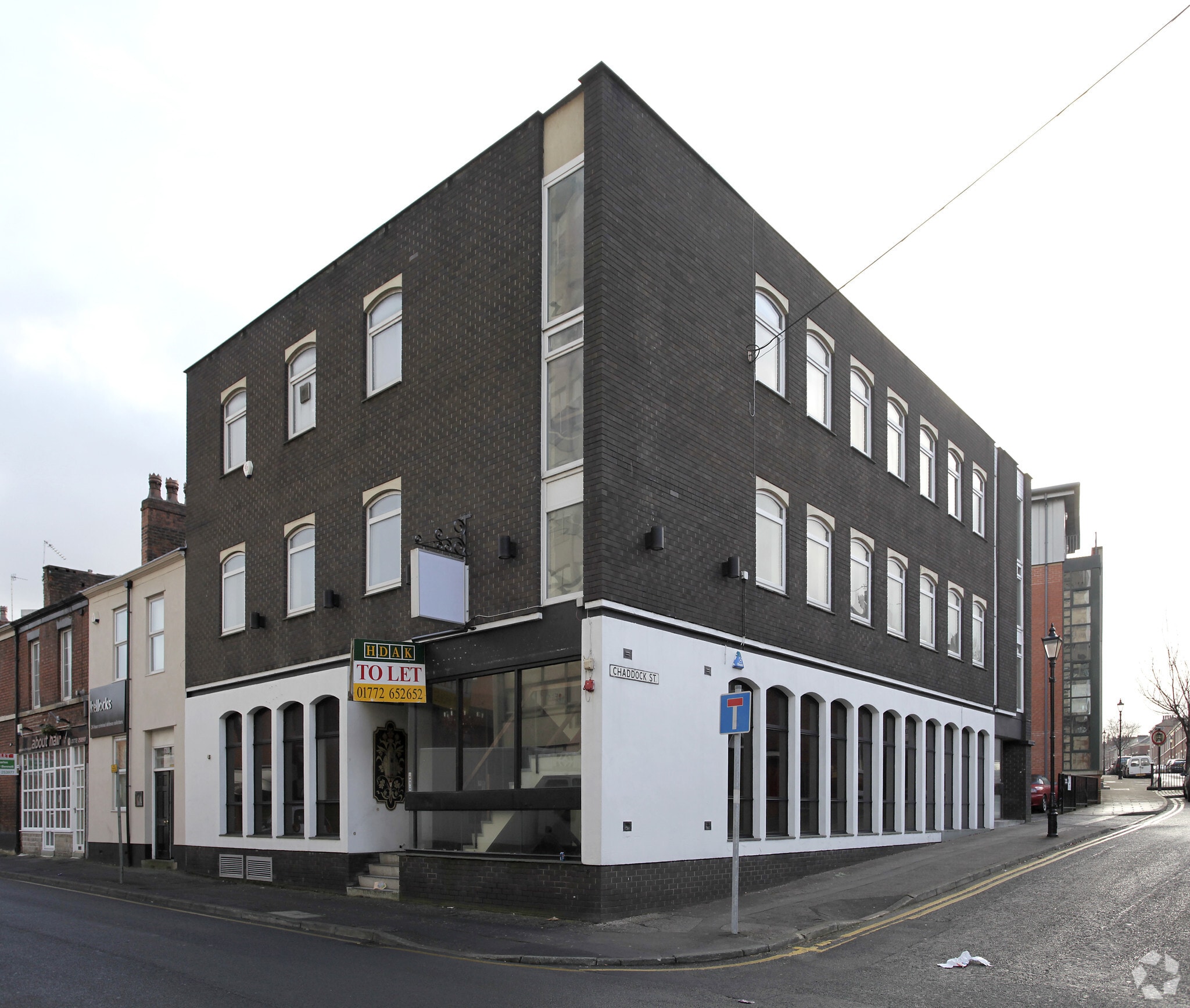 9-10 Cross St, Preston for lease Primary Photo- Image 1 of 4