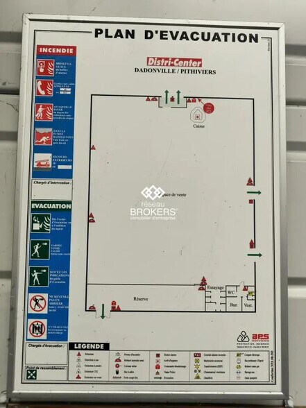 Retail in Dadonville for lease - Building Photo - Image 3 of 8