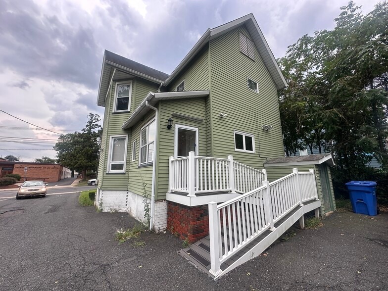 119 Main St, South River, NJ for sale - Building Photo - Image 2 of 7