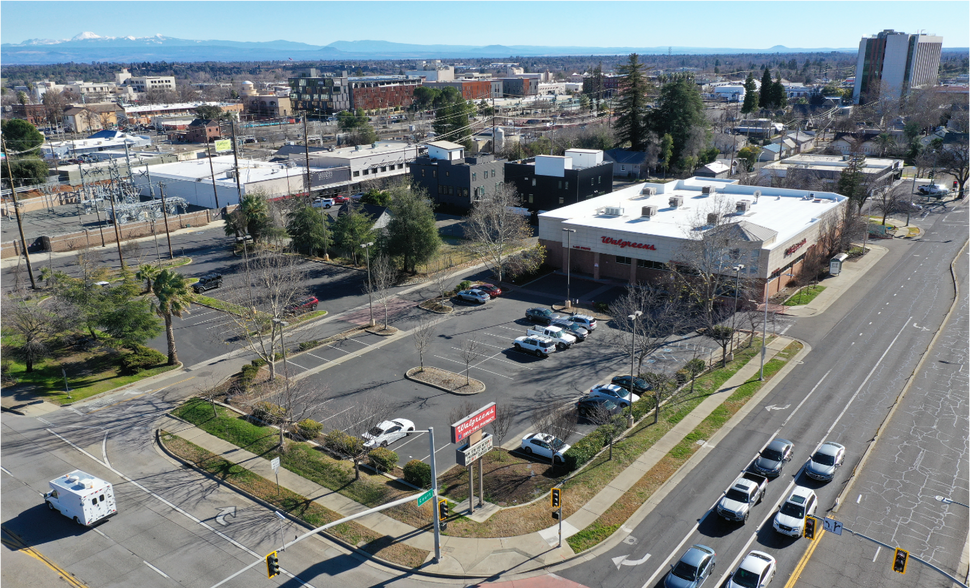 1775 Eureka Way, Redding, CA for sale - Primary Photo - Image 1 of 1