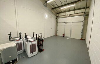 Acacia Clos, Leighton Buzzard for lease Interior Photo- Image 2 of 2
