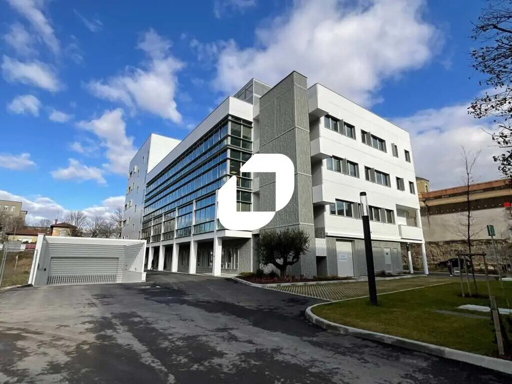 Location Bureaux 177 m² à 3 203 m² - Photo 1