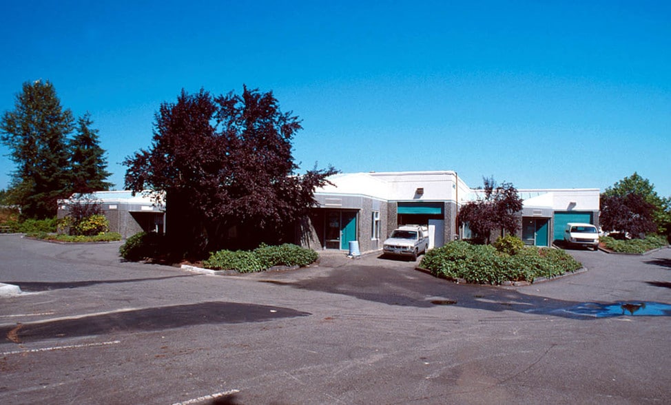 1020 S 344th St, Federal Way, WA for lease - Building Photo - Image 3 of 21