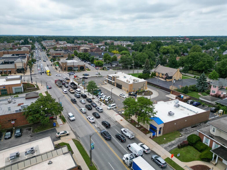 120 N La Grange Rd, La Grange, IL for sale - Building Photo - Image 2 of 14