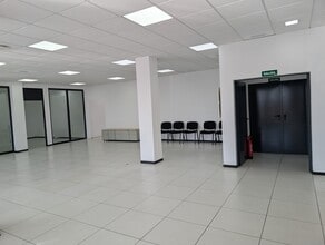 Calle Casas de Miravete, 22-24, Madrid, Madrid for lease Interior Photo- Image 1 of 13