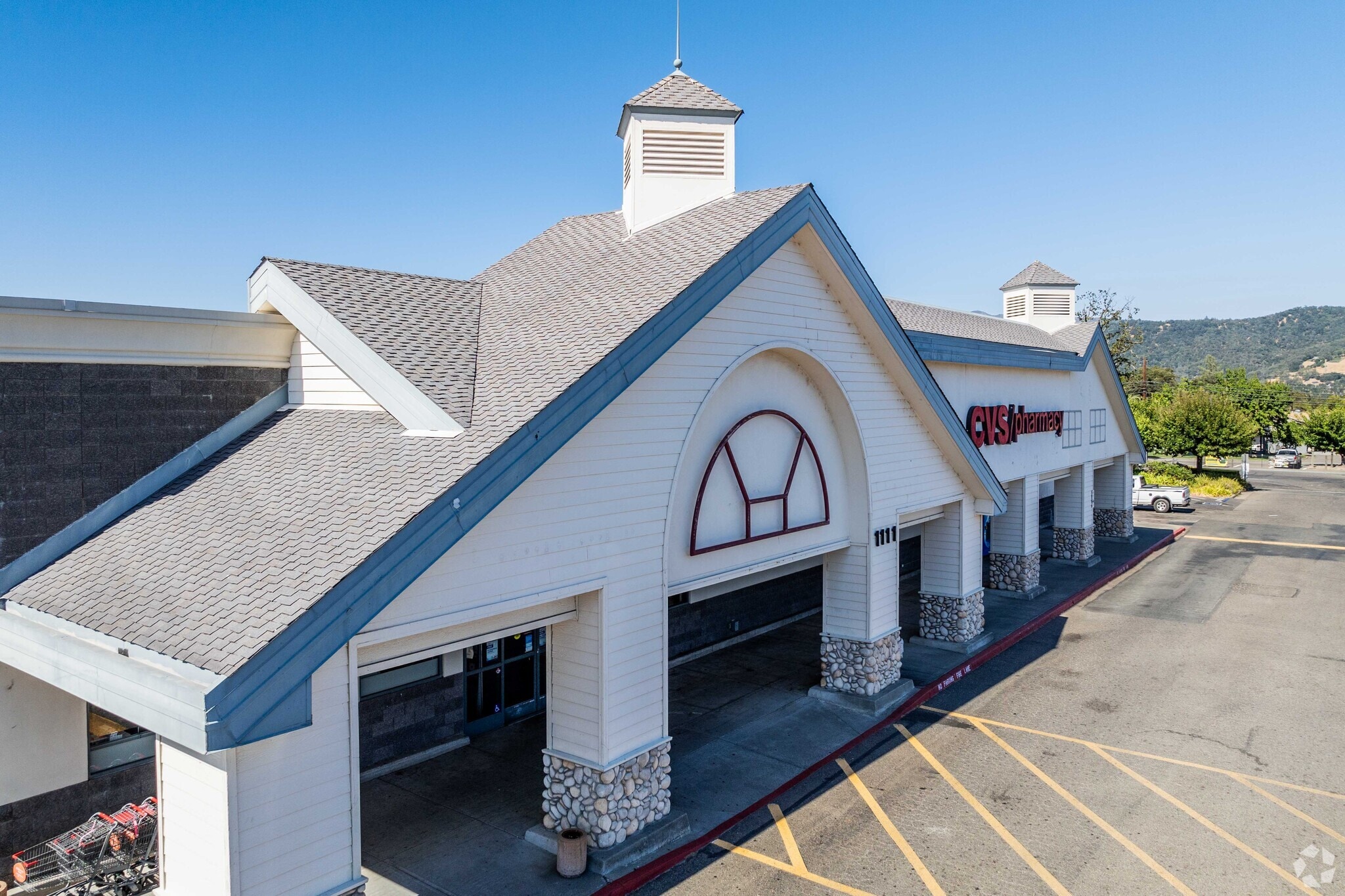 1105-1129 S Cloverdale Blvd, Cloverdale, CA for lease Primary Photo- Image 1 of 6