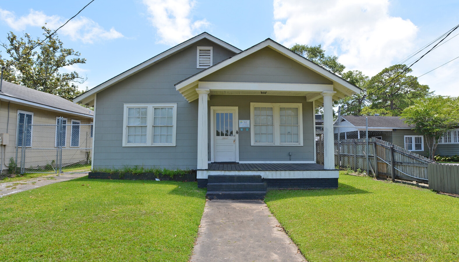 2055 Airport Blvd, Mobile, AL 36606