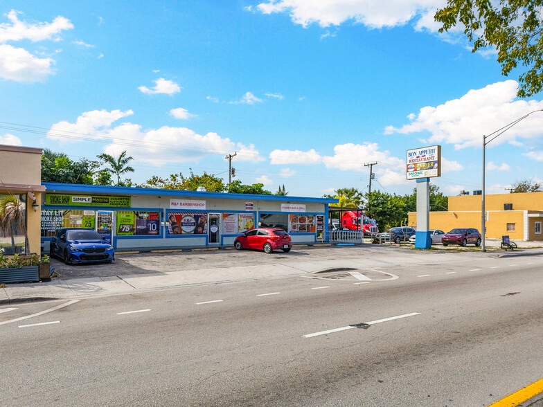 6246-6252 Pembroke Rd, Miramar, FL for sale - Building Photo - Image 1 of 22