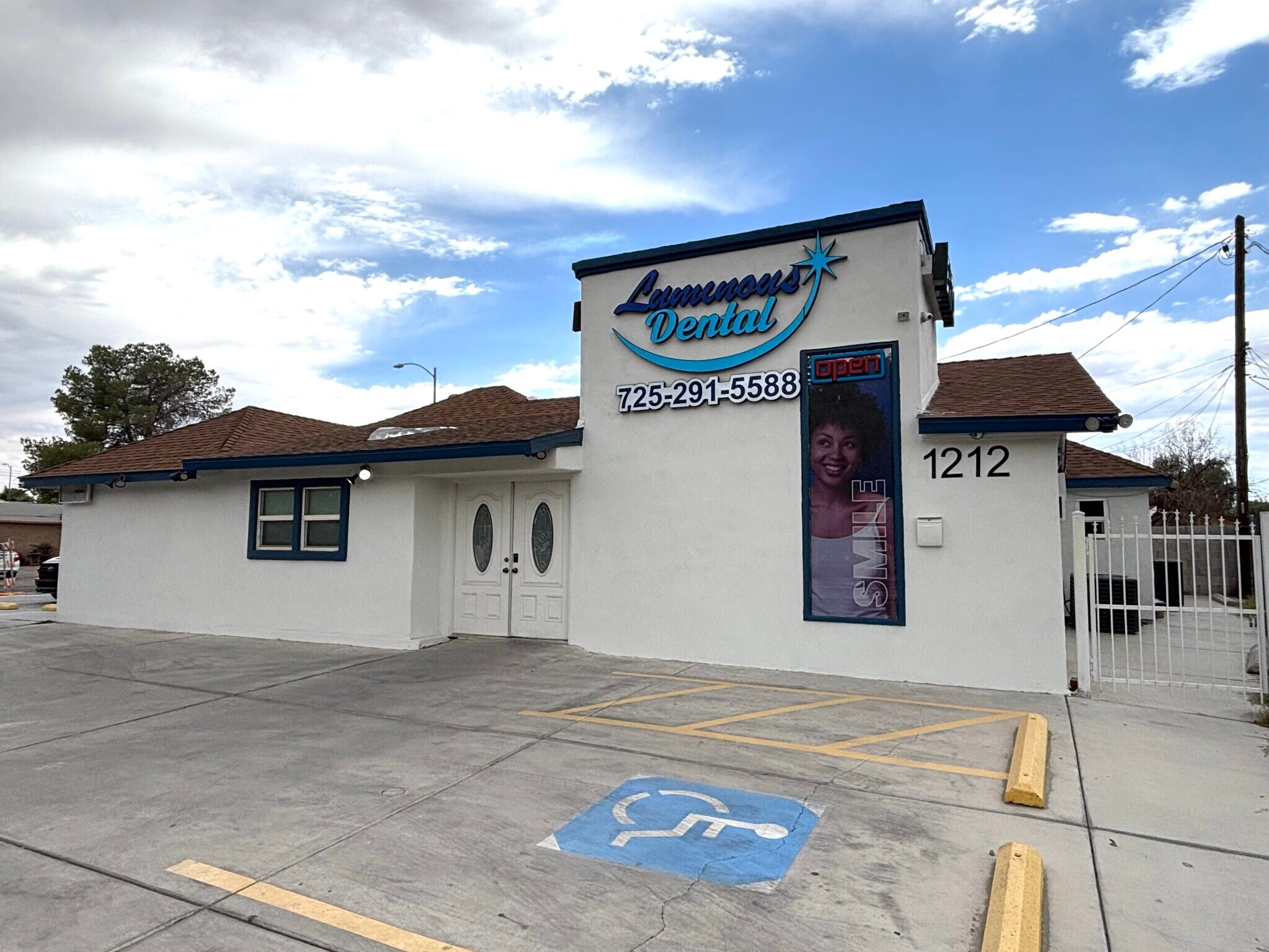 1212 S Maryland Pky, Las Vegas, NV for sale Building Photo- Image 1 of 16
