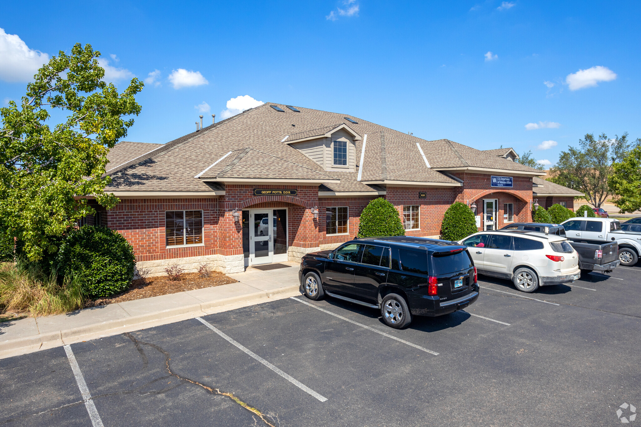 Office in Norman, OK for sale Primary Photo- Image 1 of 1