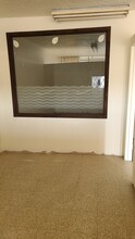 1005 Cecil Ave, Delano, CA for lease Interior Photo- Image 2 of 4