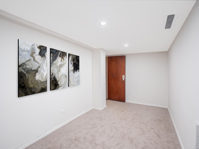 20-28 E 68th St, New York, NY for lease - Interior Photo - Image 1 of 6