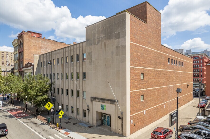 630 Main St, Cincinnati, OH for lease - Building Photo - Image 1 of 7