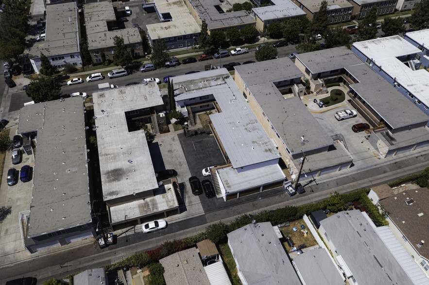 218 W Wilson Ave, Orange, CA for sale - Building Photo - Image 3 of 23