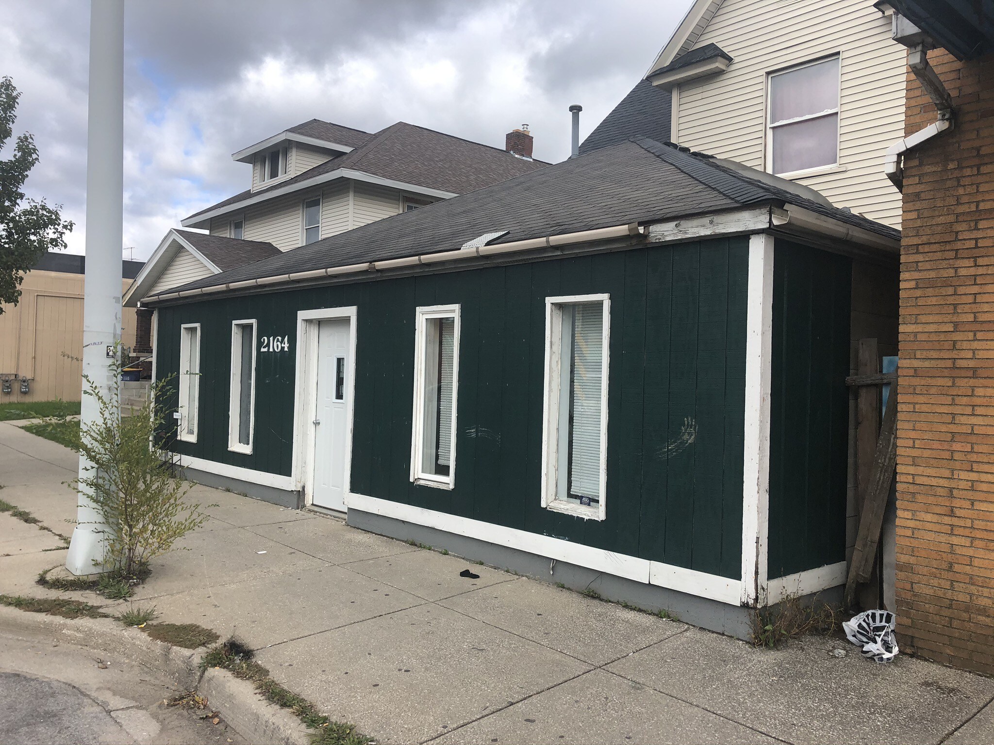 2164 S Division Ave, Grand Rapids, MI for sale Building Photo- Image 1 of 1