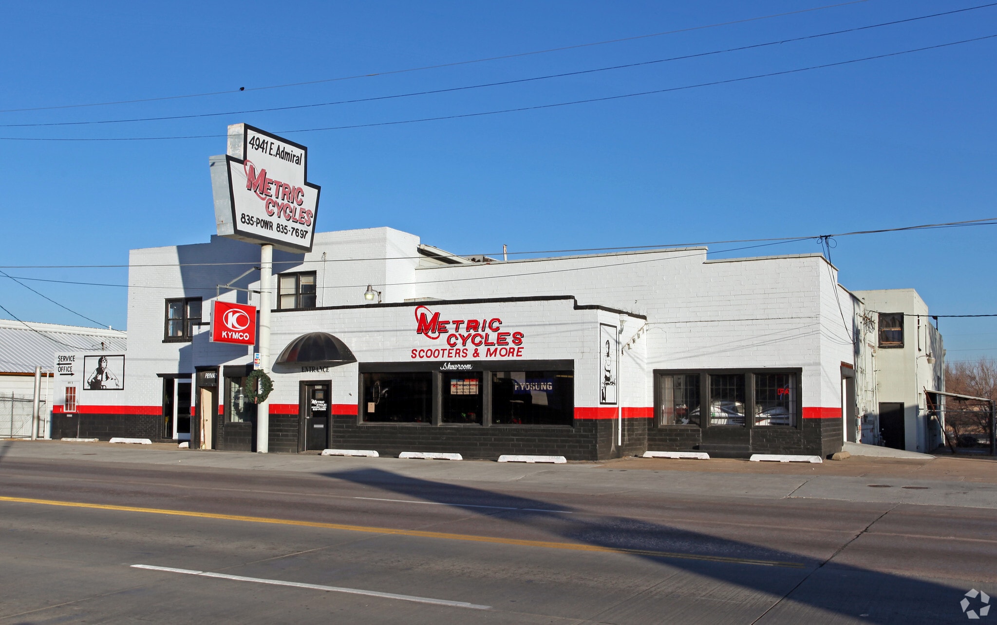 4941 E Admiral Pl, Tulsa, OK for sale Primary Photo- Image 1 of 3