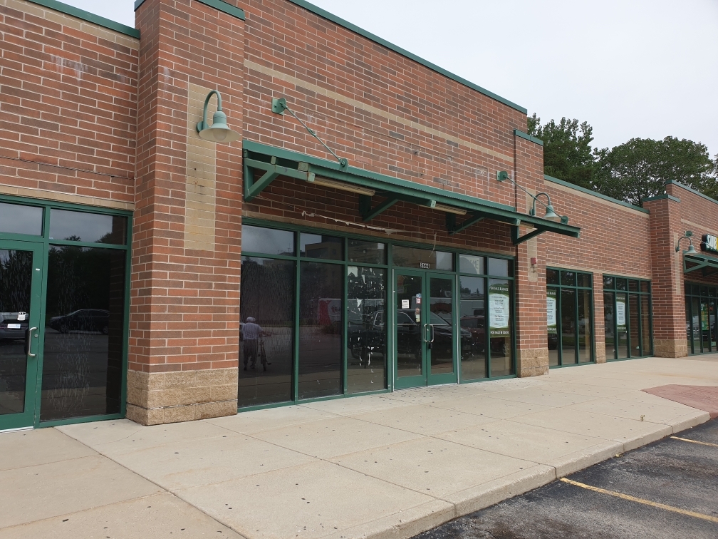 2662-2674 W Washington St, Waukegan, IL for lease Building Photo- Image 1 of 5