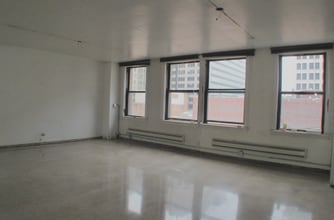 226 S Wabash Ave, Chicago, IL for lease Interior Photo- Image 1 of 3