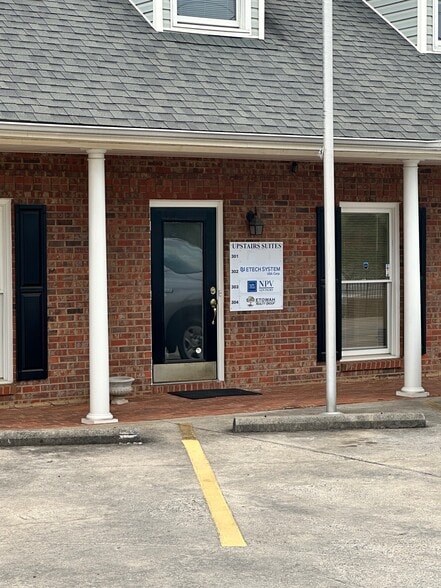 1202 N Tennessee St, Cartersville, GA for lease - Building Photo - Image 2 of 8
