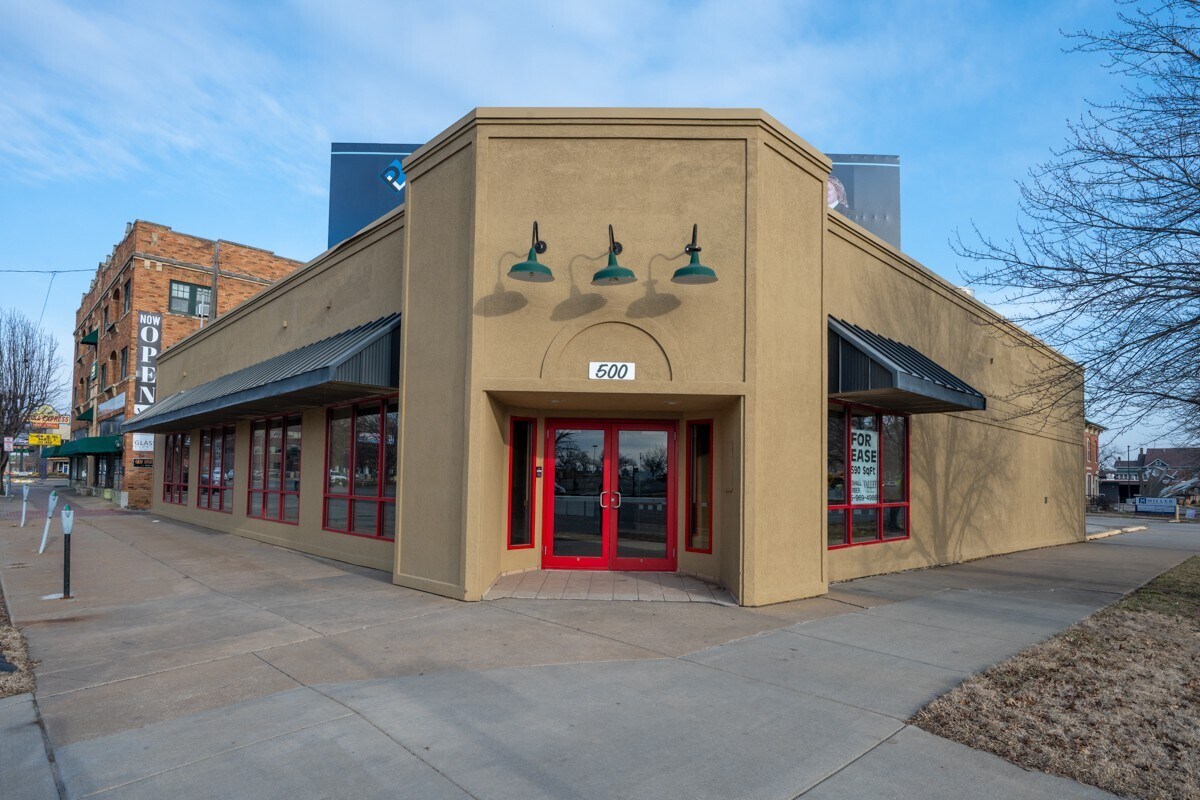 500 SW 10th Ave, Topeka, KS for sale Building Photo- Image 1 of 1