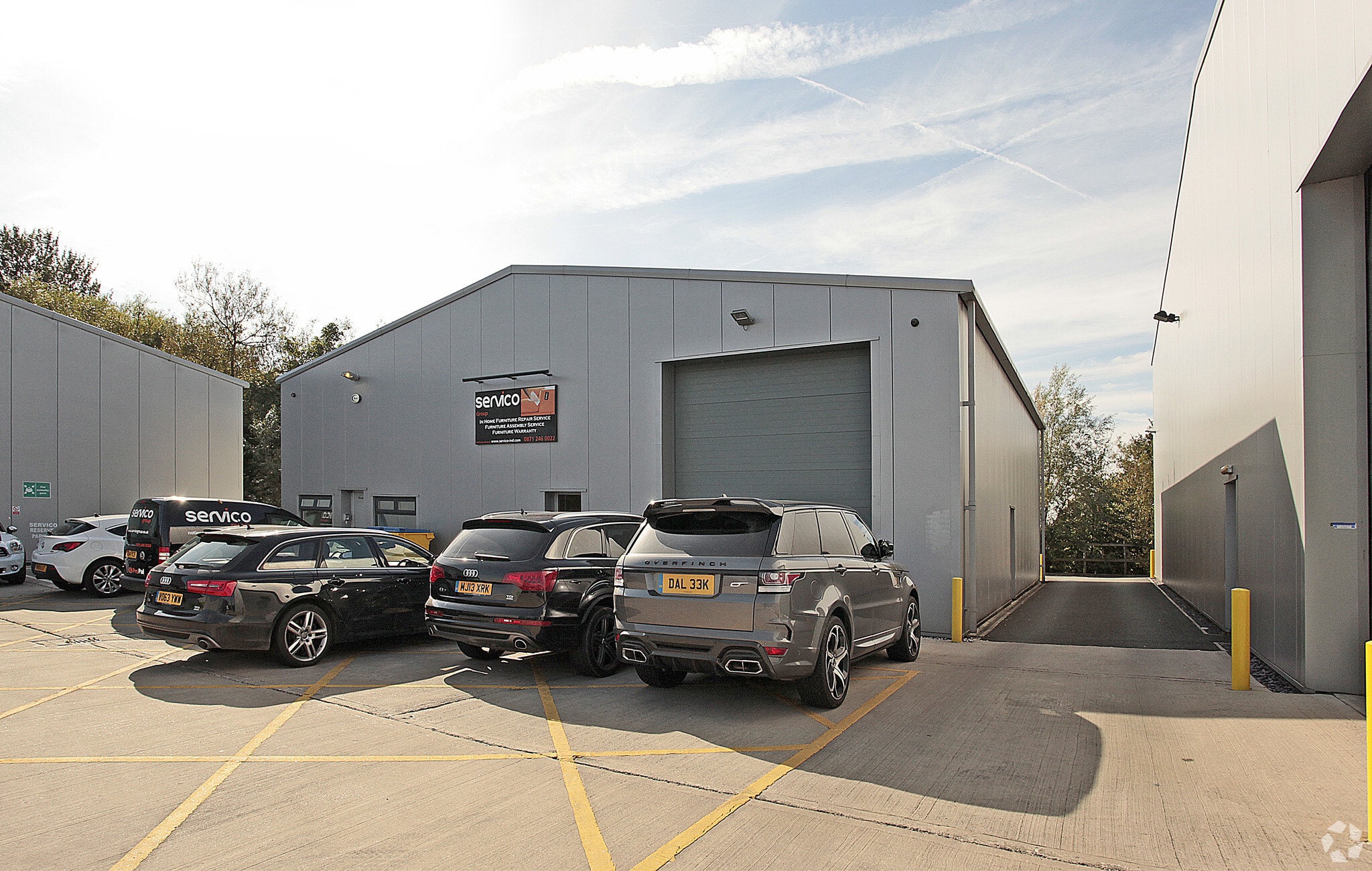 Broadway, Hyde for sale Primary Photo- Image 1 of 1