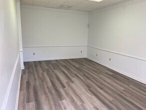 370 Neff Ave, Harrisonburg, VA for lease Interior Photo- Image 2 of 6