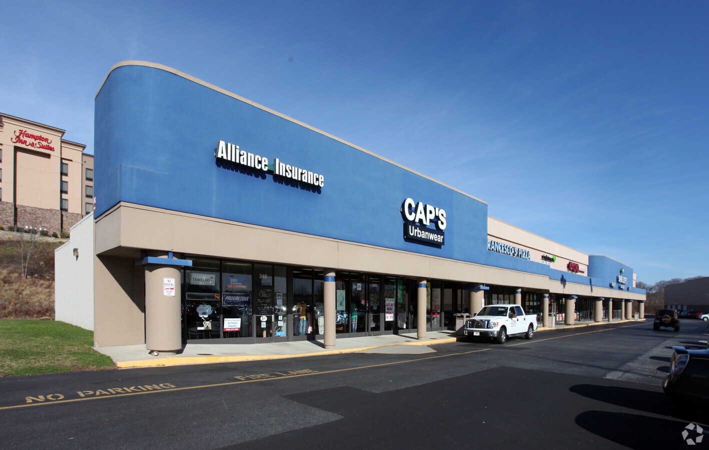 284 Summit Square Blvd, WinstonSalem, NC 27105 North Summit Square