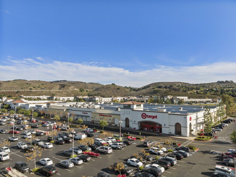 800-888 New Los Angeles Ave, Moorpark, CA for lease - Building Photo - Image 3 of 30