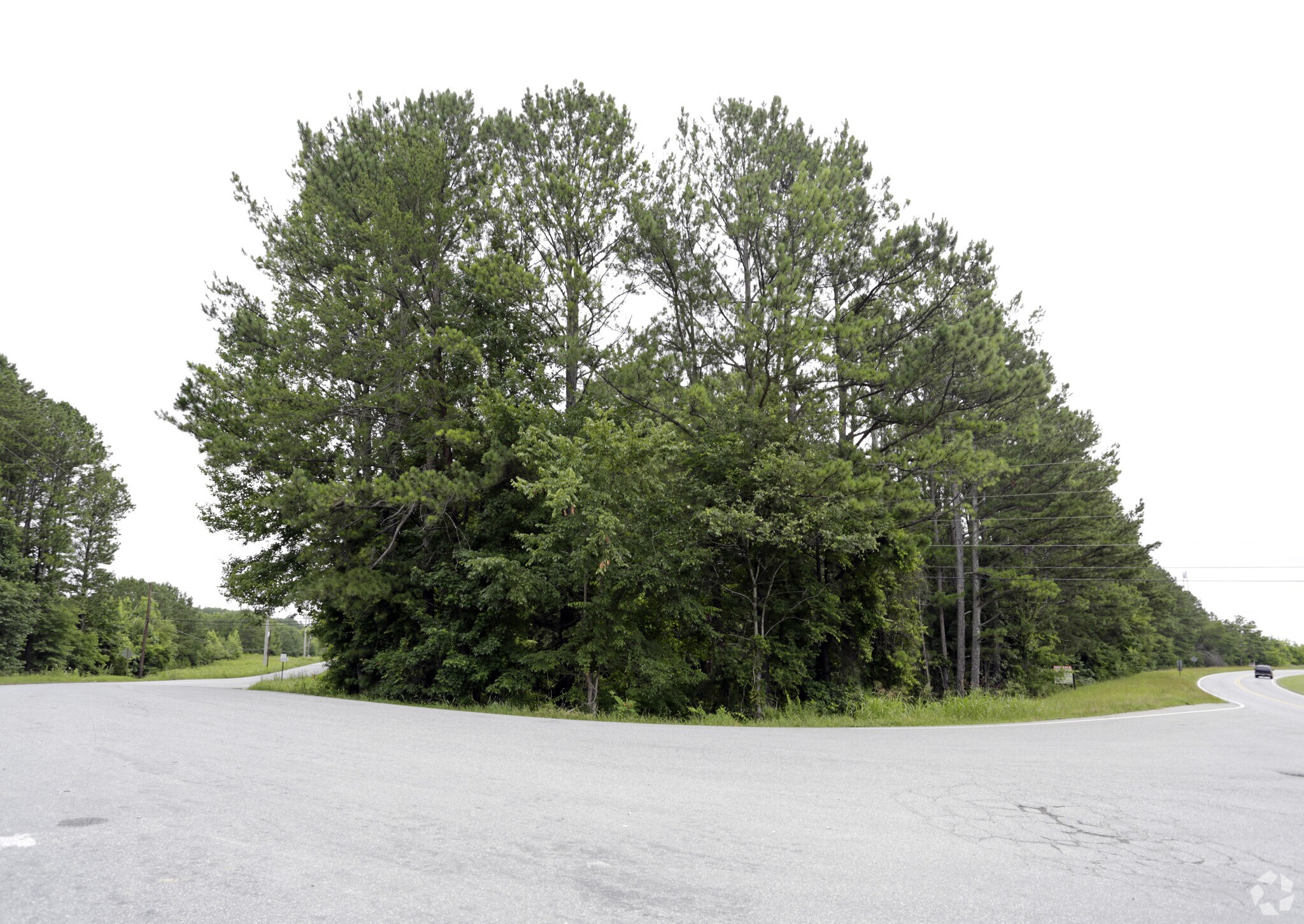 85 Carson Loop, Cartersville, GA for sale Primary Photo- Image 1 of 1