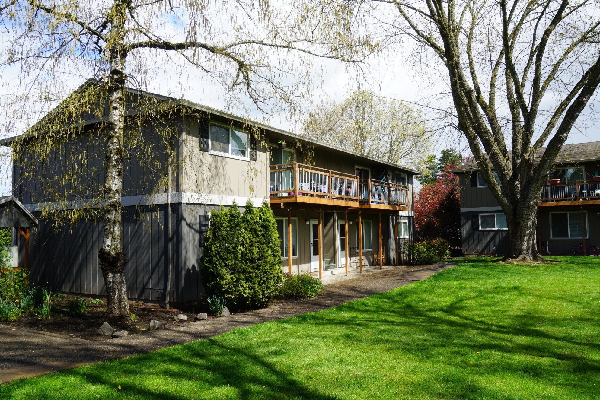 7015 SE Lake Rd, Milwaukie, OR for sale Building Photo- Image 1 of 1