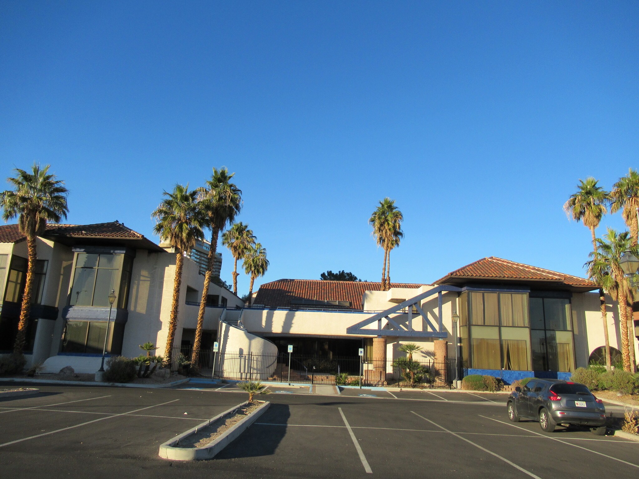 1090 E Desert Inn Rd, Las Vegas, NV for sale Building Photo- Image 1 of 1