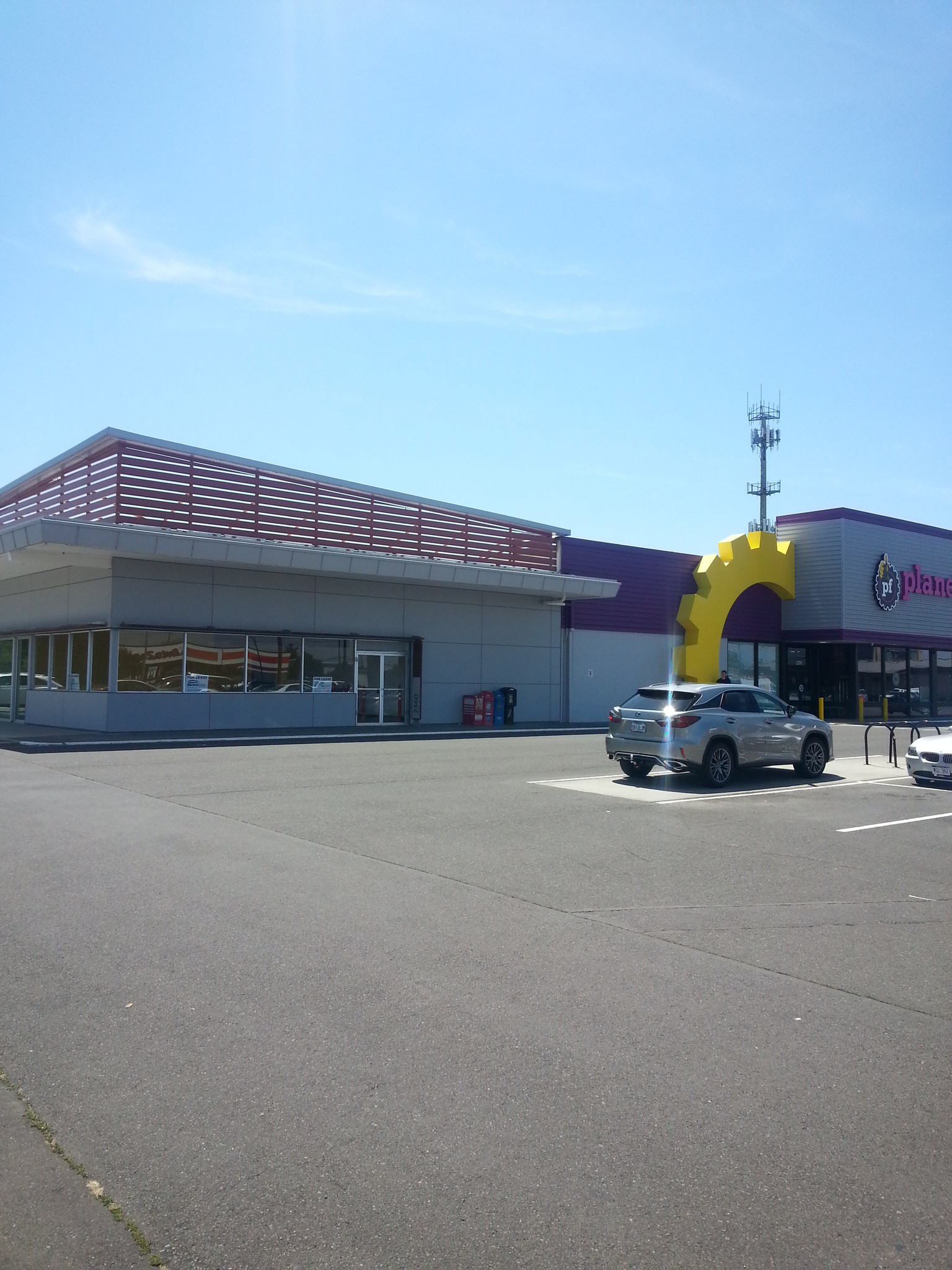 2300-2460 W 11th Ave, Eugene, OR for sale Building Photo- Image 1 of 1