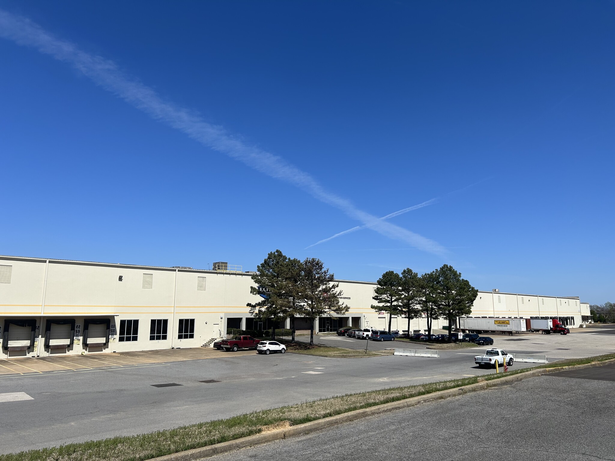 3300 Jet Cv, Memphis, TN for lease Building Photo- Image 1 of 10