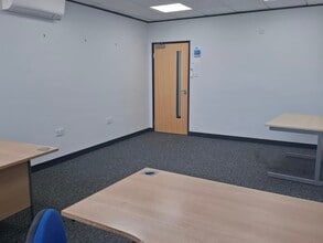 Howard Chase, Basildon for lease Interior Photo- Image 2 of 7