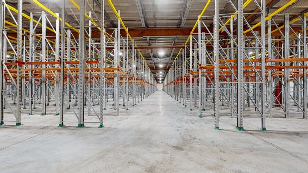 1100 E Parkway S, Memphis, TN for lease - Matterport 3D Scan - Image 3 of 27