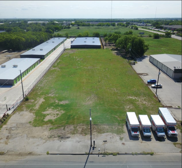 1700 La Salle Ave, Waco, TX for lease - Aerial - Image 2 of 7