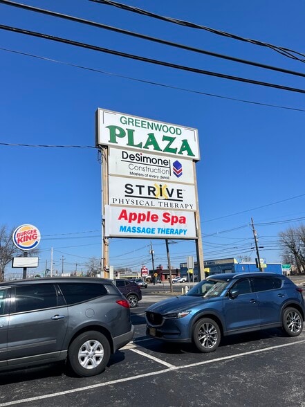 711 Mantua Pike, West Deptford, NJ for lease - Building Photo - Image 1 of 4