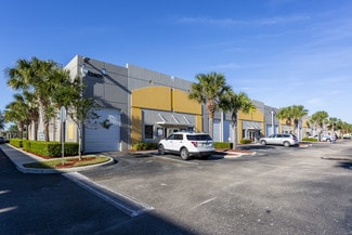 More details for 12801 Commerce Lakes Dr, Fort Myers, FL - Flex for Sale