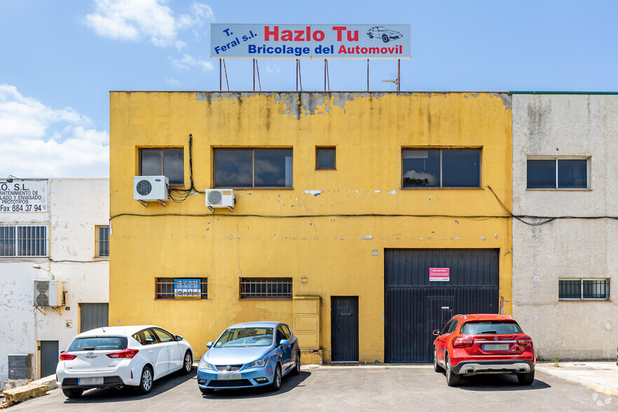 Industrial in Ajalvir, MAD for sale - Primary Photo - Image 1 of 16