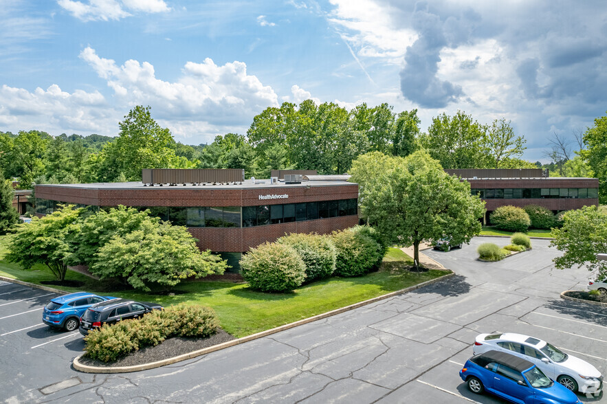 835 Springdale Dr, Exton, PA for lease - Building Photo - Image 1 of 7