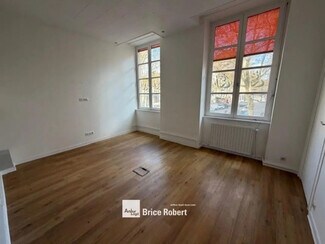 More details for 10 Place De La Croix-Rousse, Lyon - Office for Lease