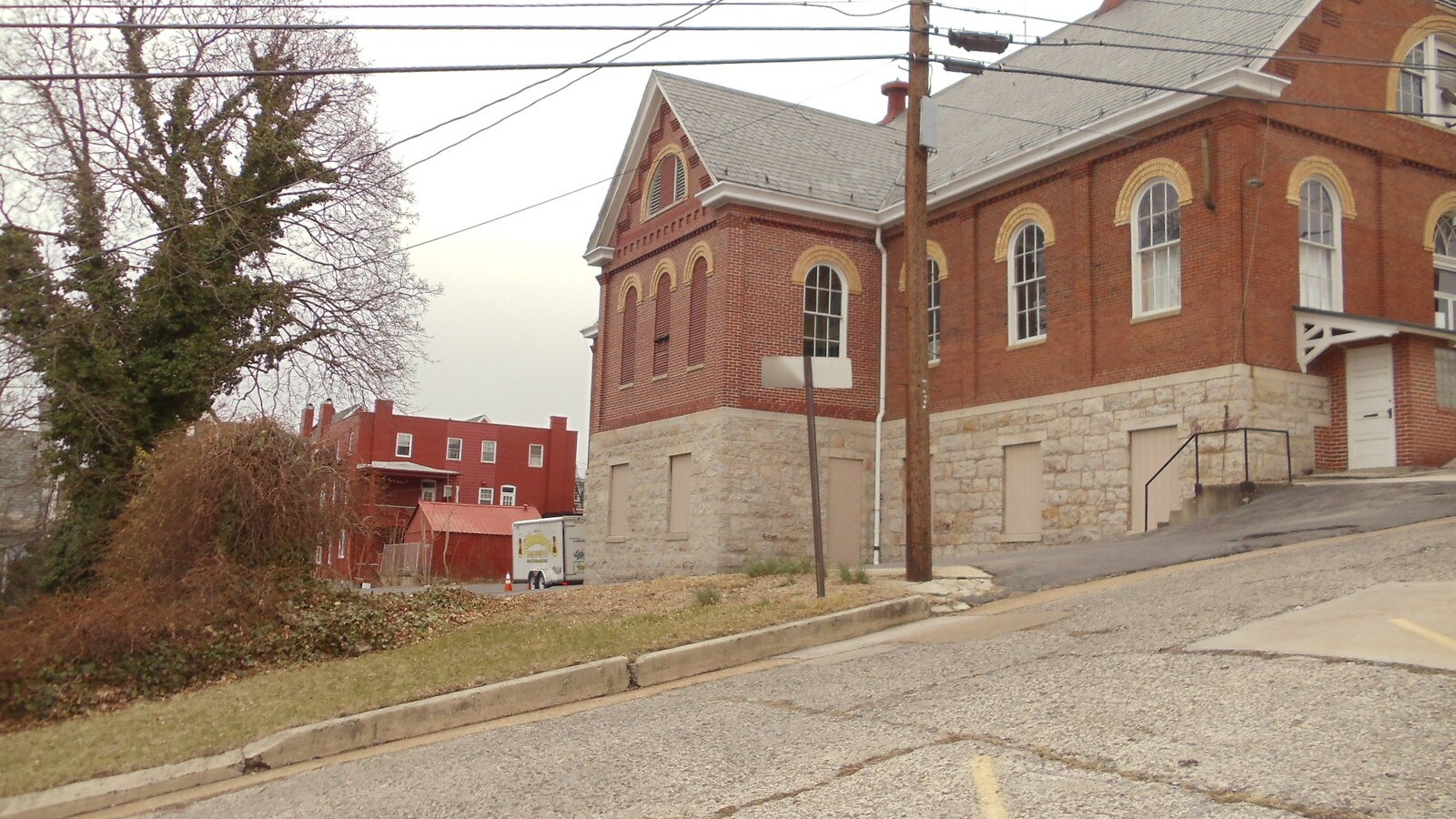 125 Fayette St, Cumberland, MD 21502