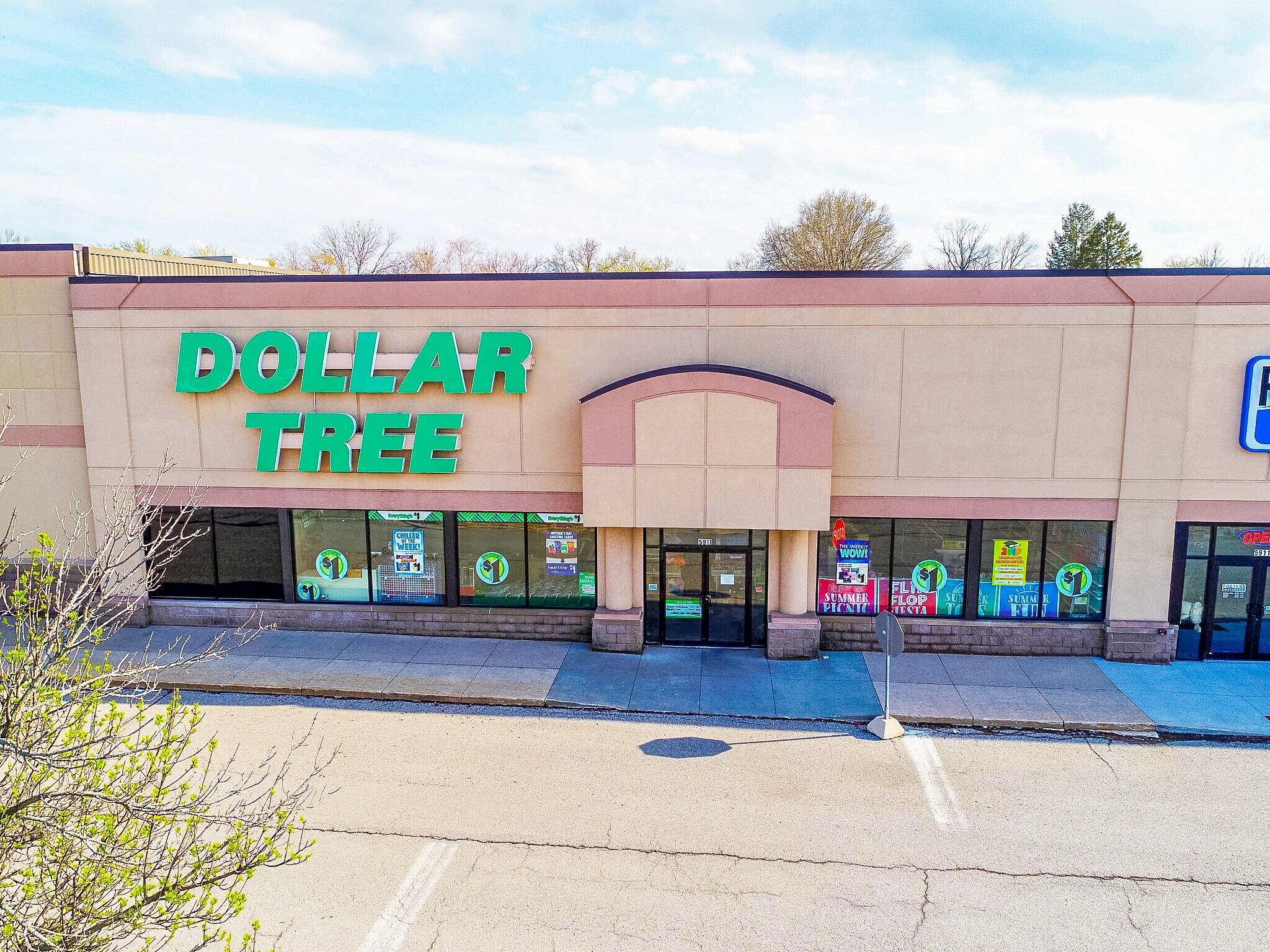 5911 University Ave, Cedar Falls, IA for sale Primary Photo- Image 1 of 1