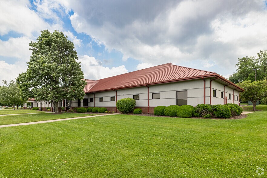 325 S 6th Pl, Lowell, AR for sale - Primary Photo - Image 1 of 1