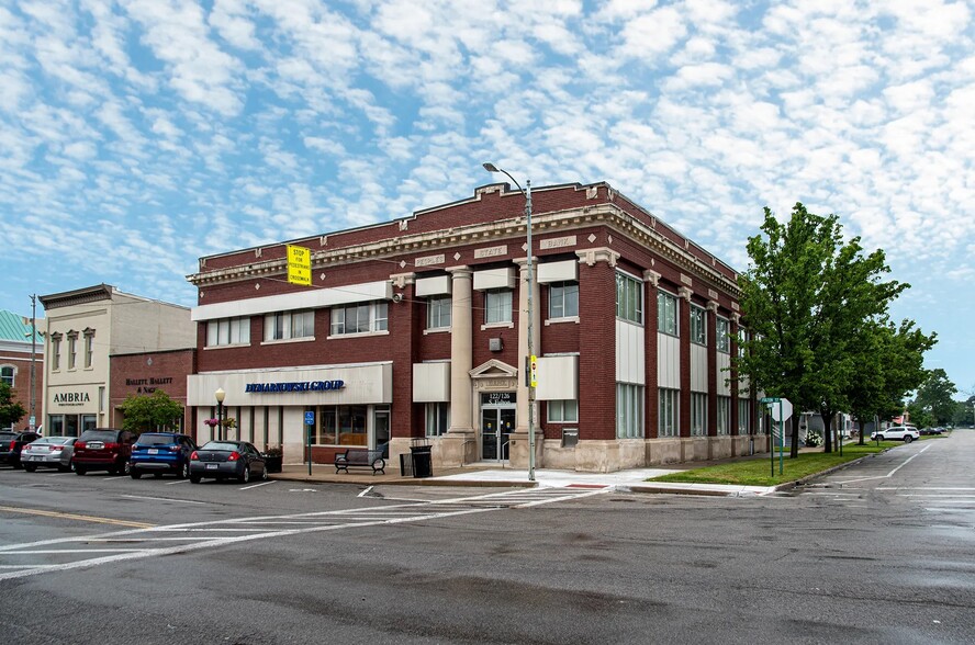 122-126 S Fulton St, Wauseon, OH for lease - Building Photo - Image 1 of 37