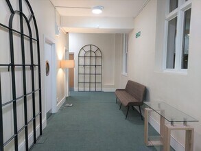 62-62A Mount Pleasant Rd, Tunbridge Wells for lease Interior Photo- Image 1 of 2